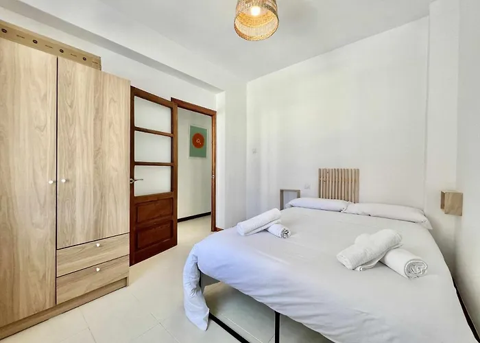 Door Coruna * La Corogne